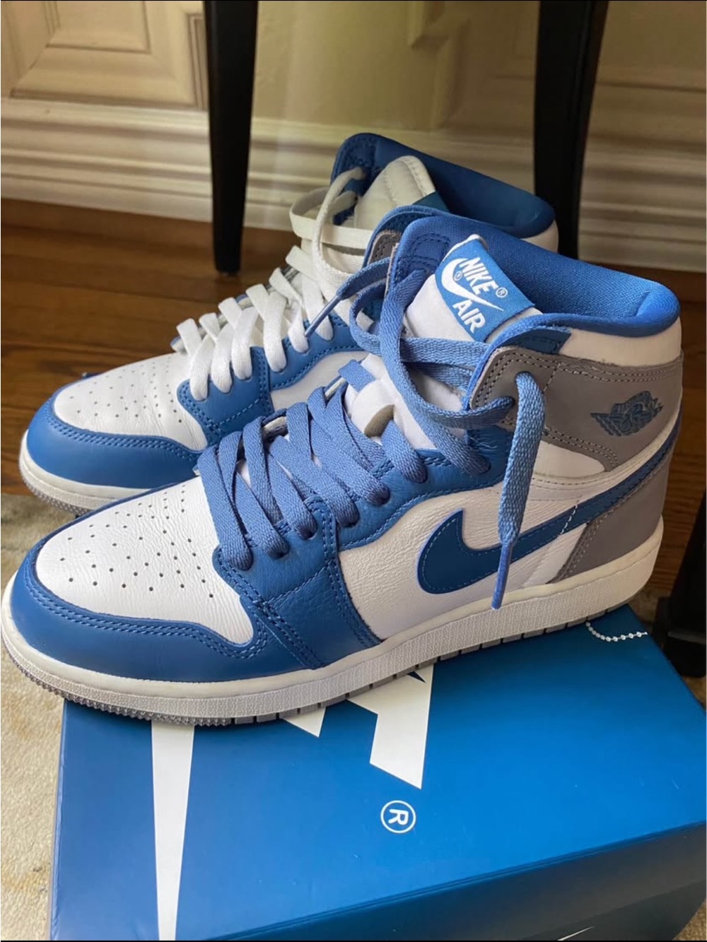 Nike Blue & White Air Jordan 1 Kids